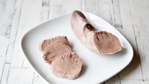 Pork tongue: calories, nutritional value, benefits and harms