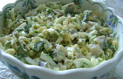 Spring salad with colza
